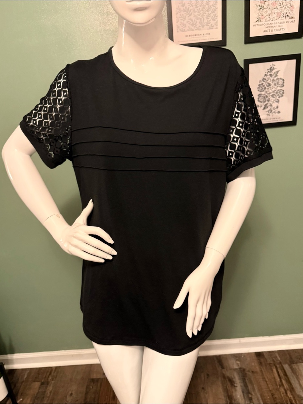 Automet Women's Black Short-Sleeve Lace Accent Tee NWT XL